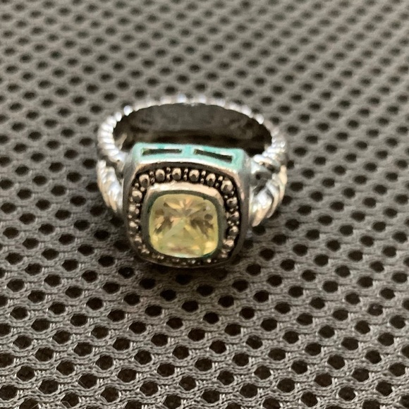 Ring - Picture 2 of 2